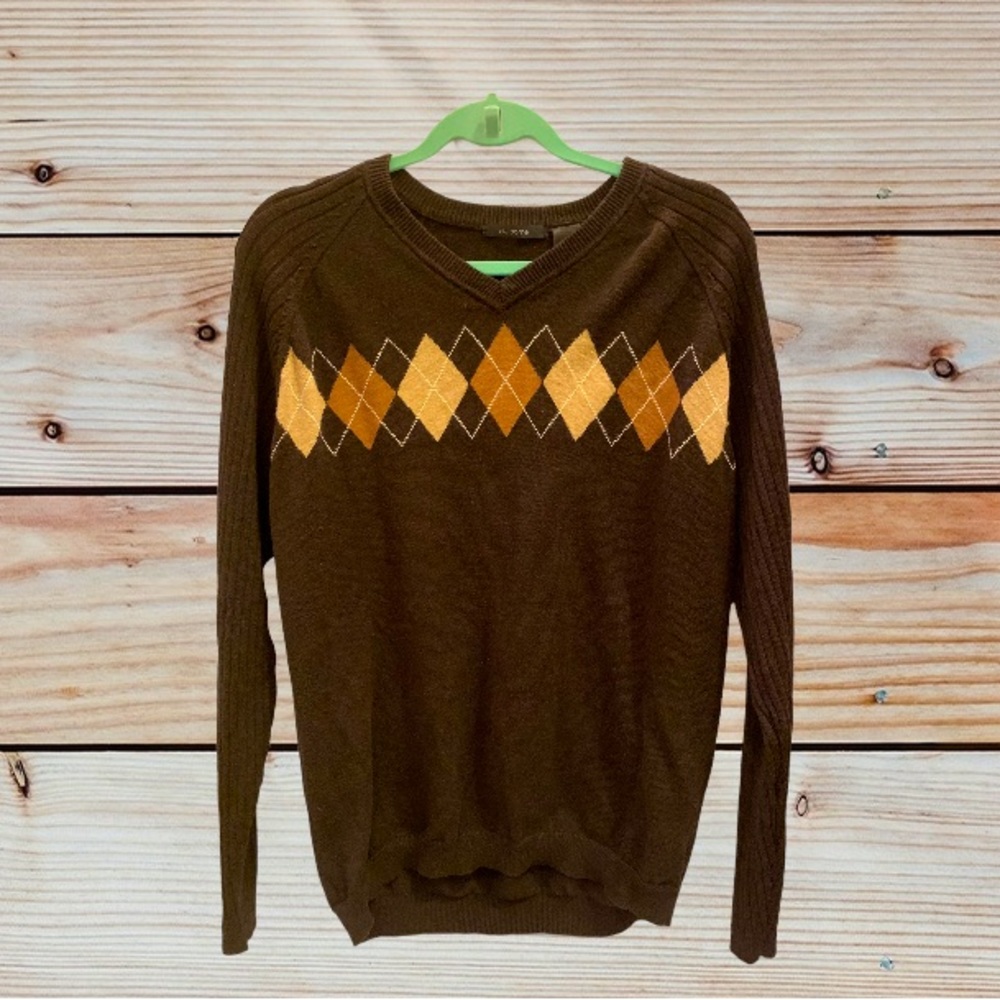 Preppy Men’s argyle sweater from Claiborne in dark brown  size M